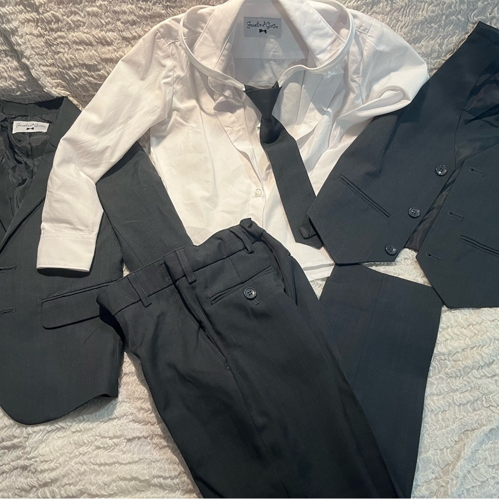 Boys dress suit dark grey (4pc.) size 4